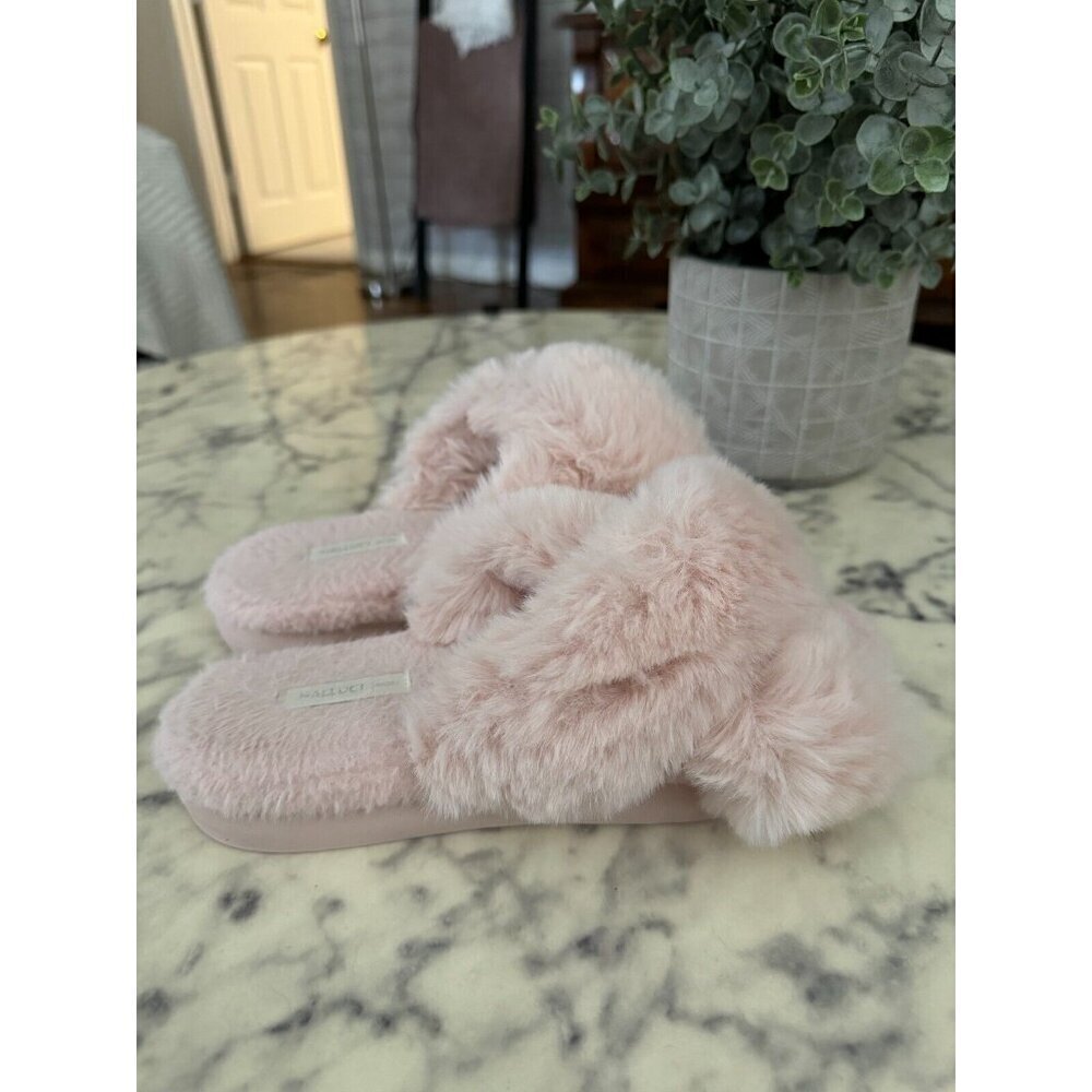 Halluci White and Pink Criss Cross Soft Plush Fluffy Slippers Womens Size 38/39